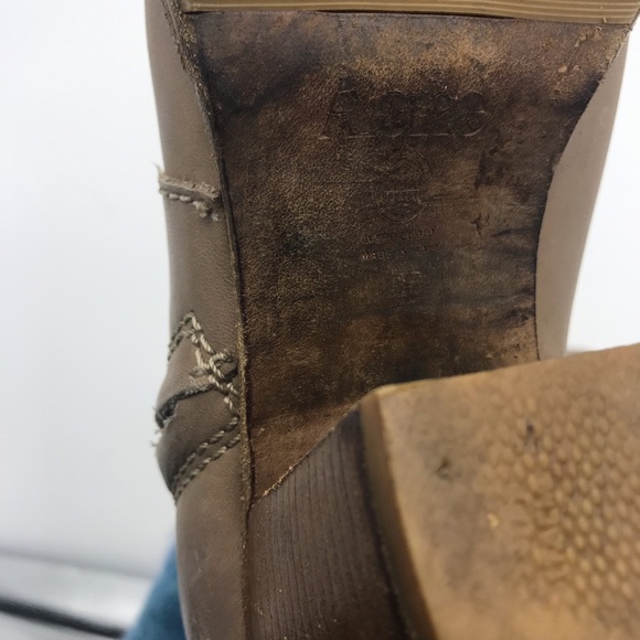 Acne Studios Pistol Boots in Tan - Picture 5 of 5
